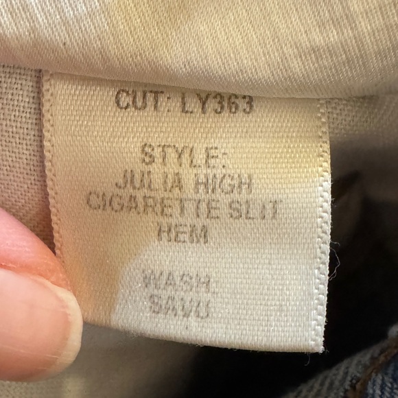 Reformation Julia High Cigarette Jeans Light Blue Distressed. - Picture 5 of 5